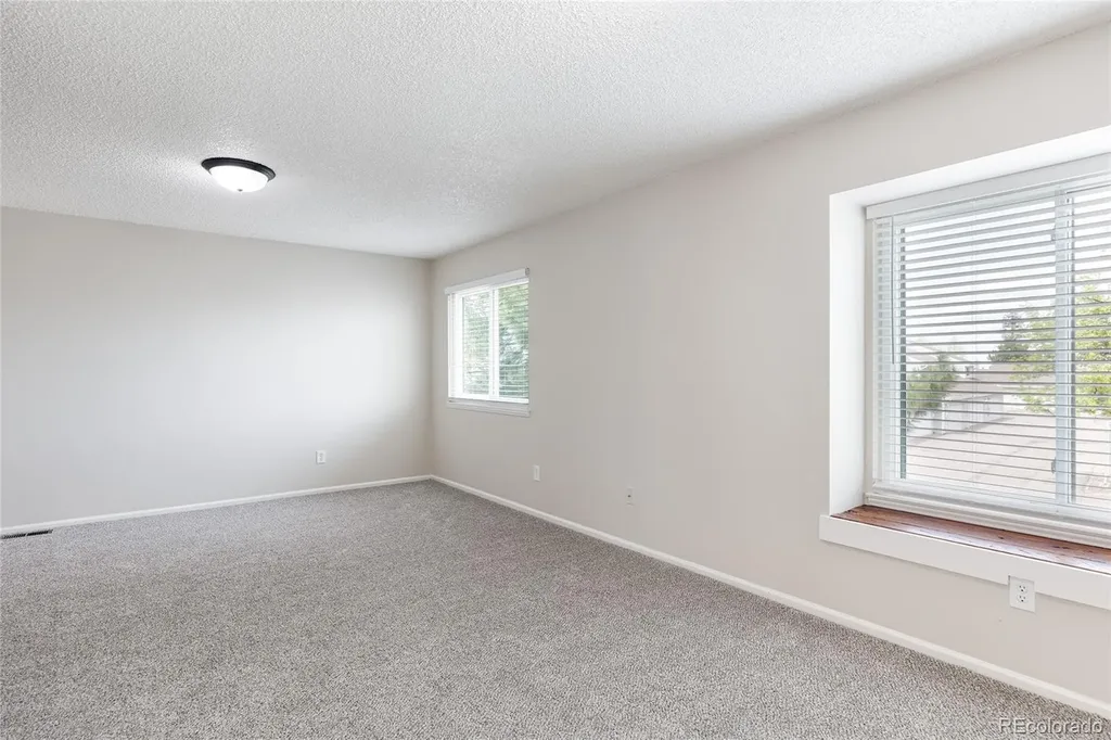1724 W 102nd Avenue Thornton CO 80260