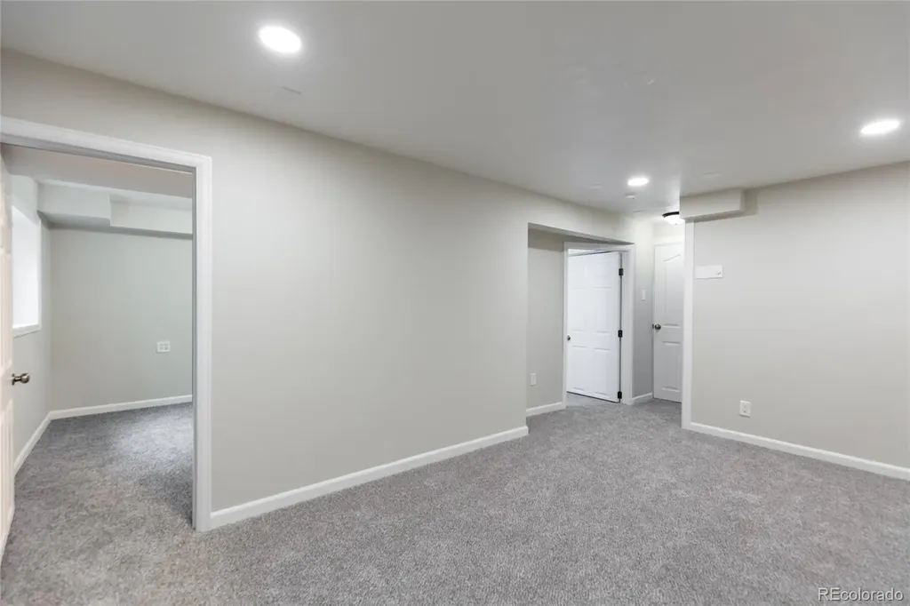 1724 W 102nd Avenue Thornton CO 80260