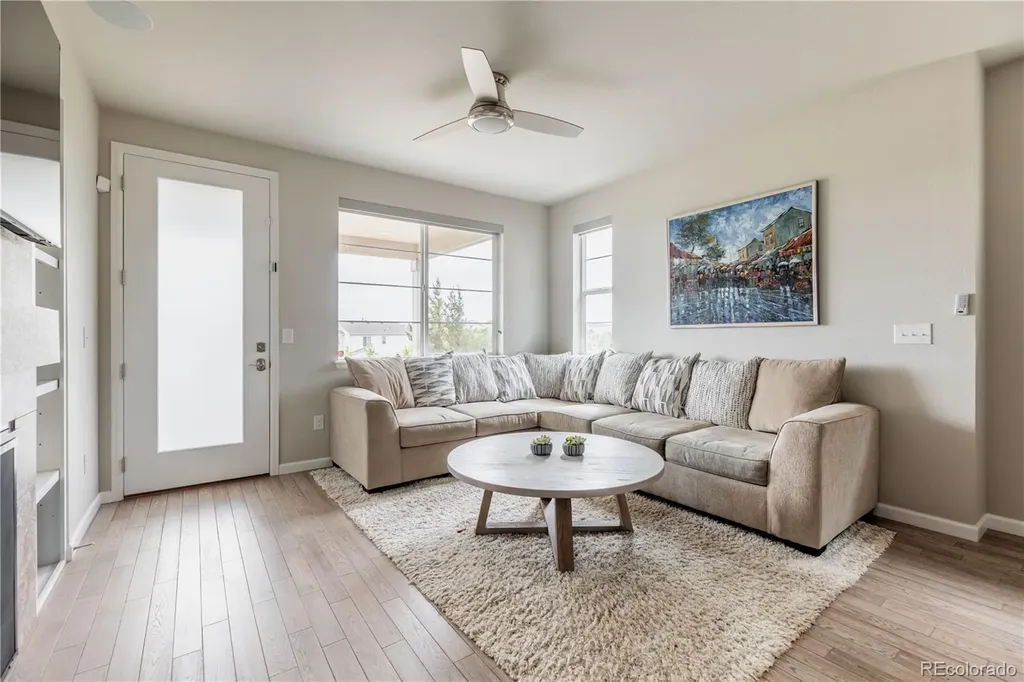 3280 Youngheart Way Castle Rock CO 80109