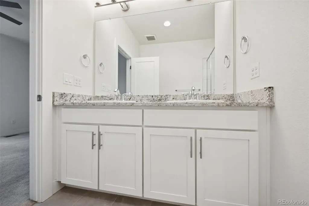 1056 Navajo Street Denver CO 80204