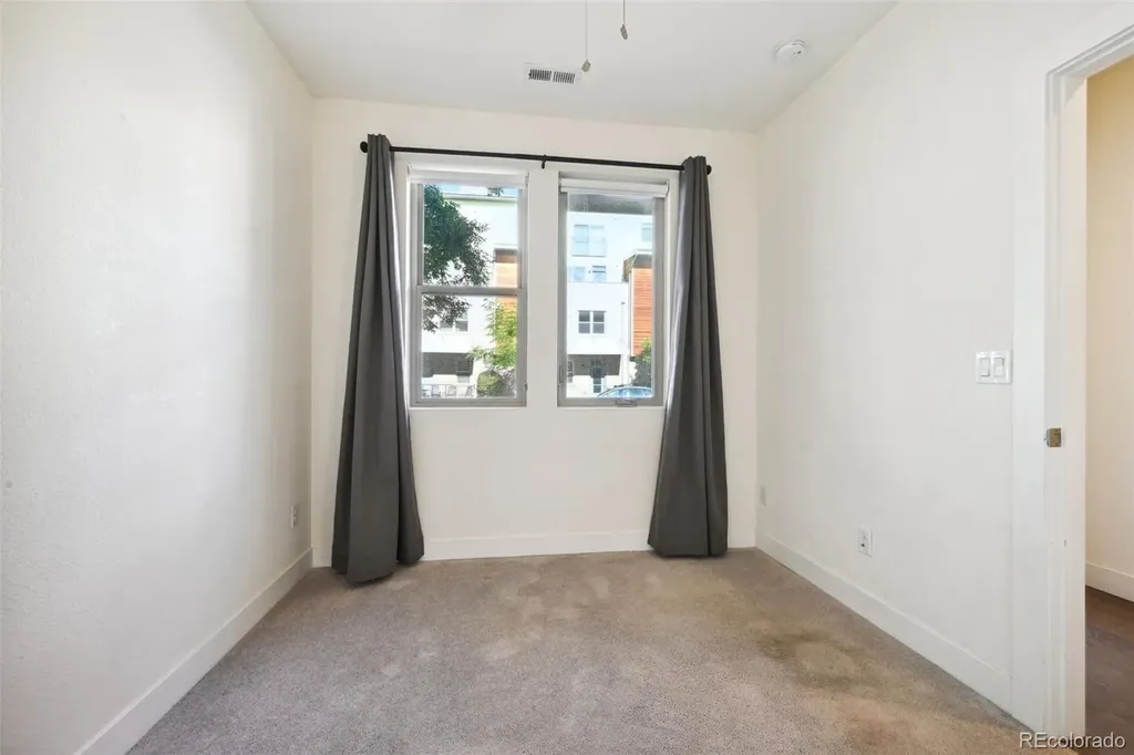 1056 Navajo Street Denver CO 80204
