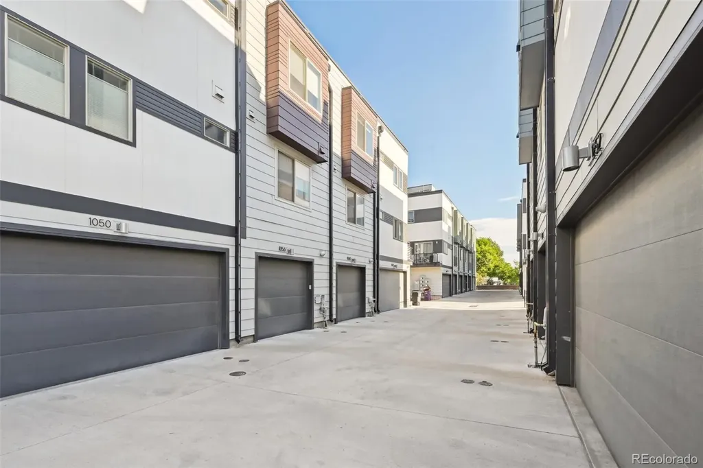 1056 Navajo Street Denver CO 80204