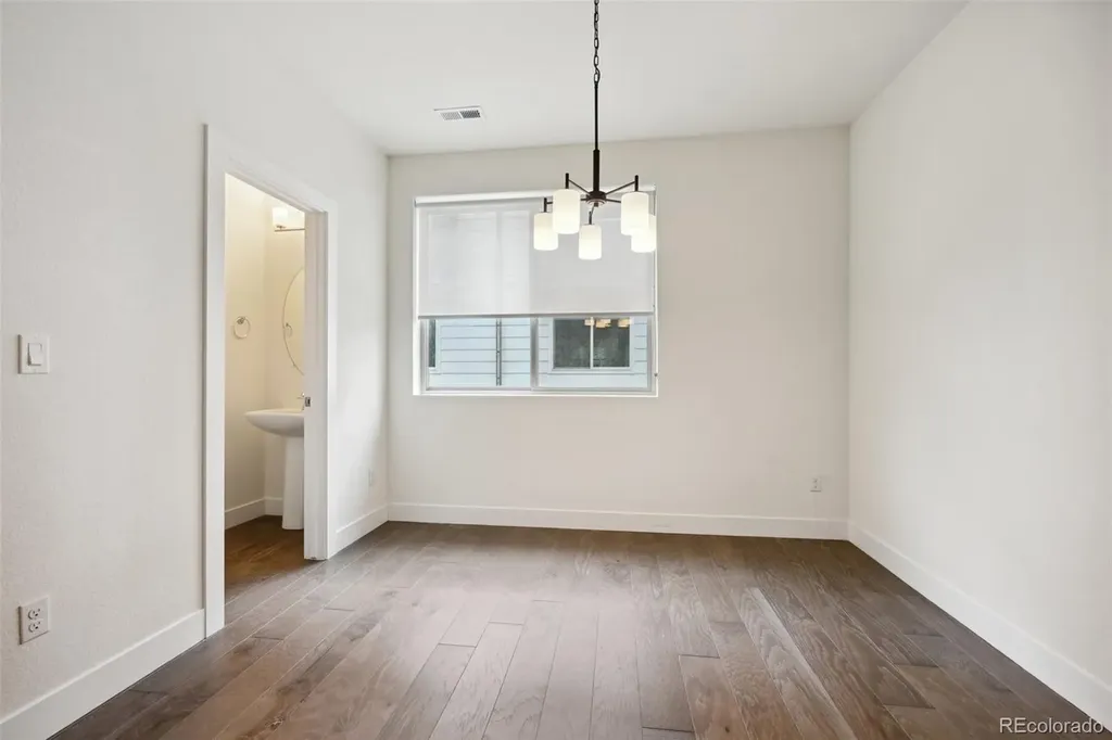 1056 Navajo Street Denver CO 80204