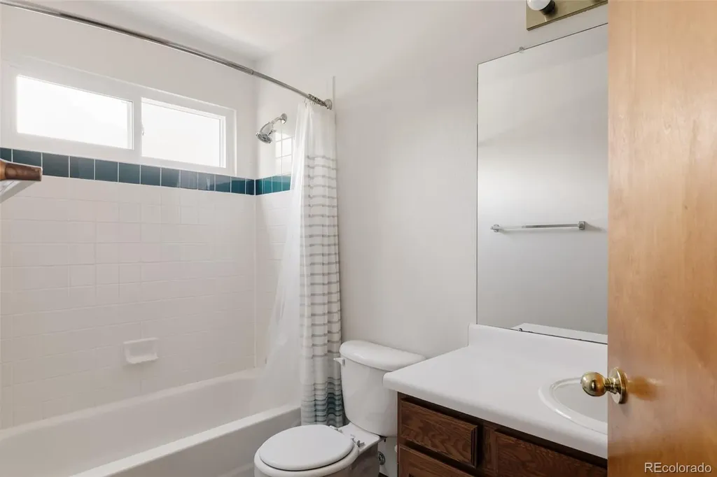 284 S Lark Avenue Louisville CO 80027