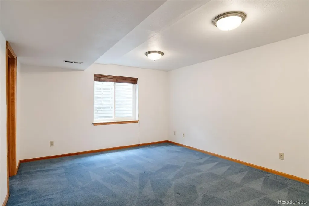 284 S Lark Avenue Louisville CO 80027
