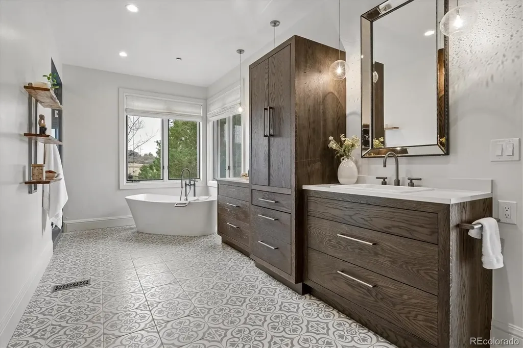 10378 Grande Vista Court Lone Tree CO 80124