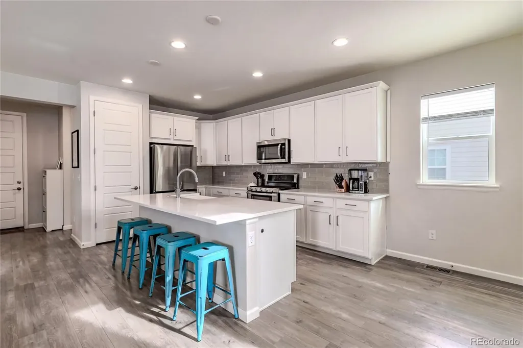 8335 Big Thompson Street Littleton CO 80125