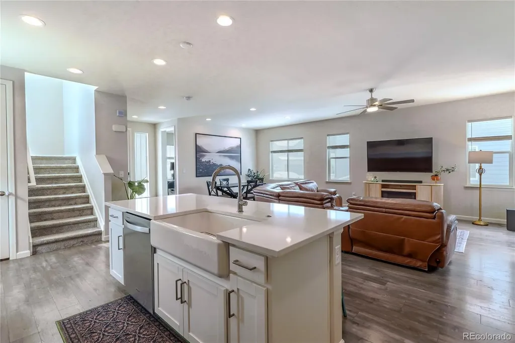 8335 Big Thompson Street Littleton CO 80125