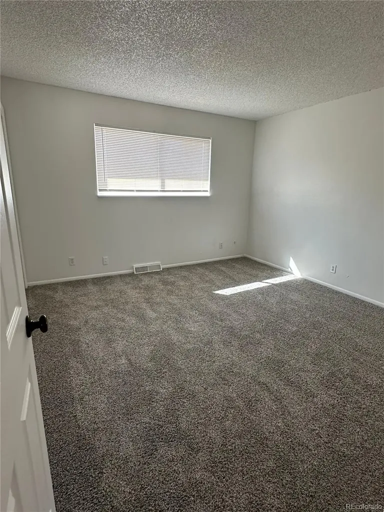 1321 Sable Boulevard Aurora CO 80011
