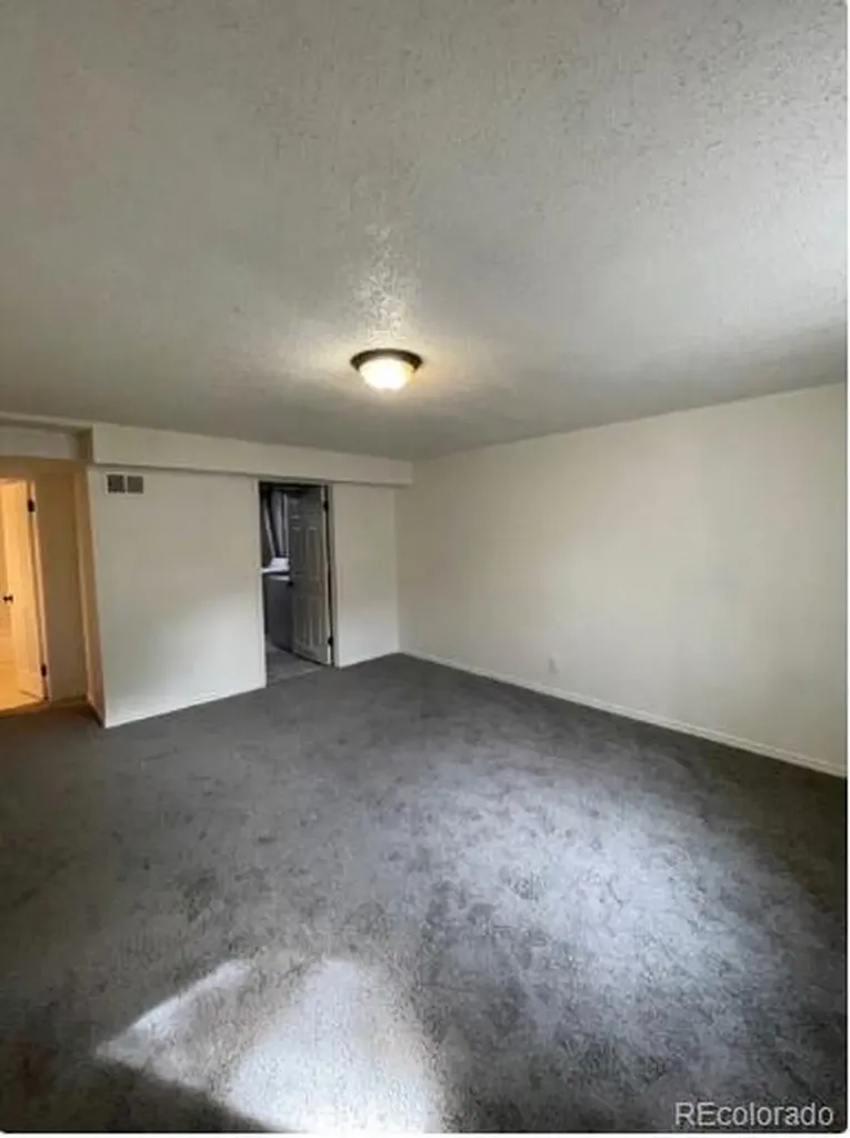 1321 Sable Boulevard Aurora CO 80011