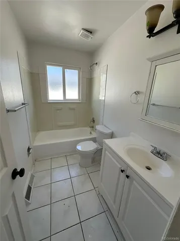 1321 Sable Boulevard Aurora CO 80011