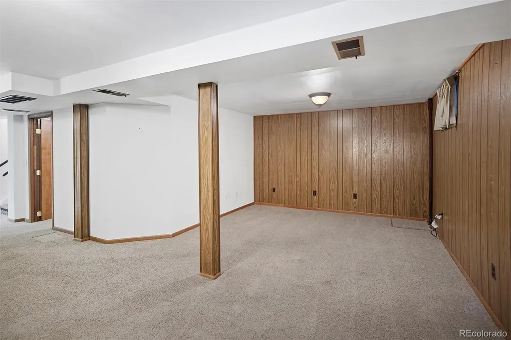 1530 S Estes Street Lakewood CO 80232