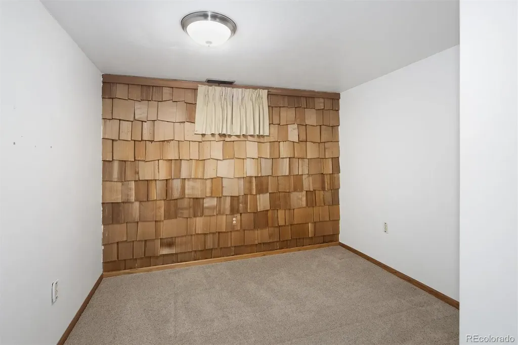 1530 S Estes Street Lakewood CO 80232