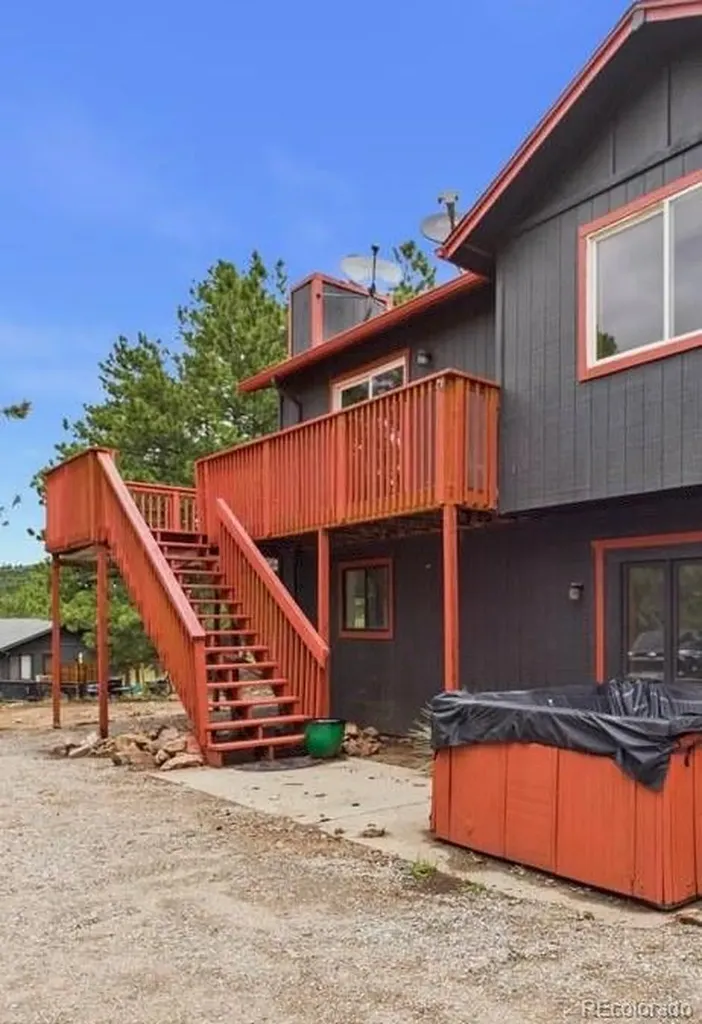 784 Mockingbird Trail Bailey CO 80421