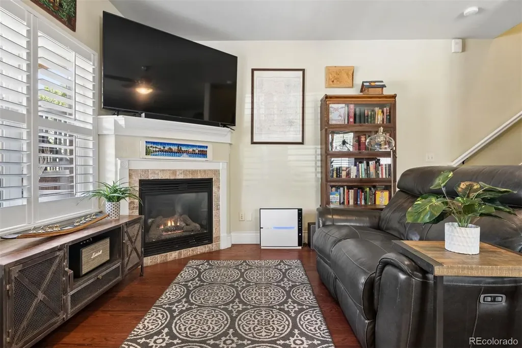 700 Albion Street Denver CO 80220
