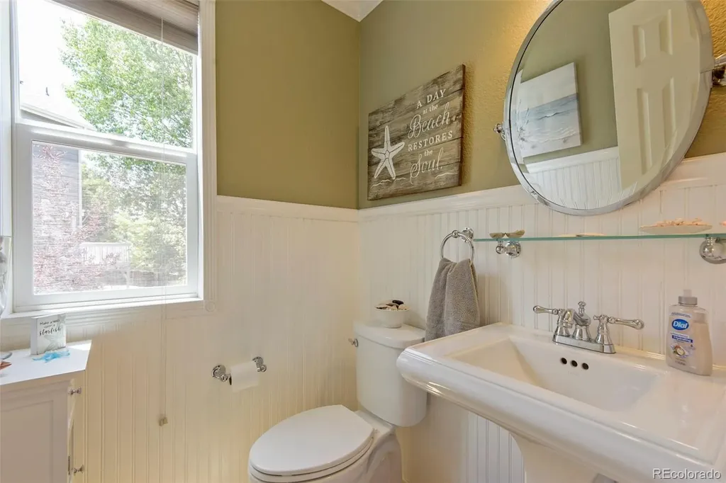10329 Royal Eagle Street Highlands Ranch CO 80129