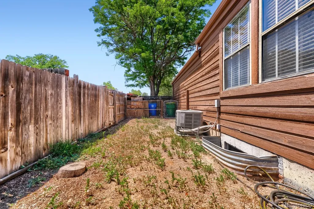 4288 S Richfield Street Aurora CO 80013