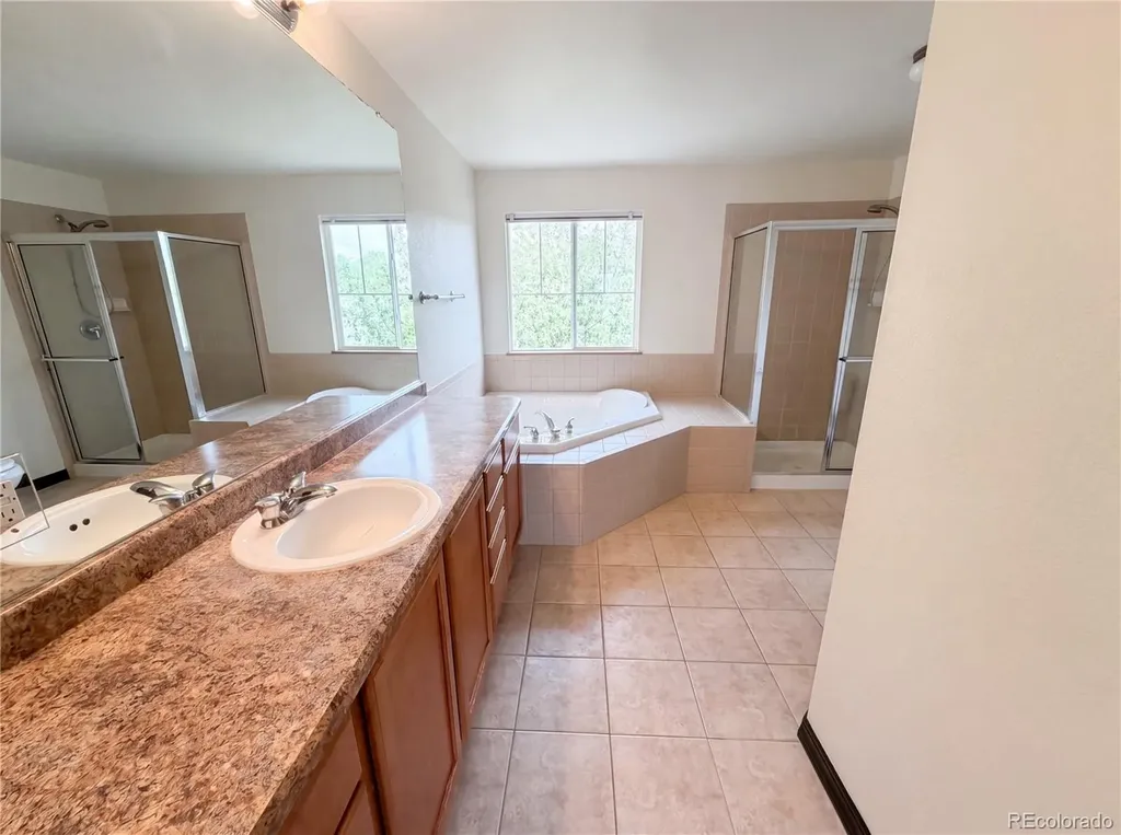 7469 S Biloxi Court Aurora CO 80016