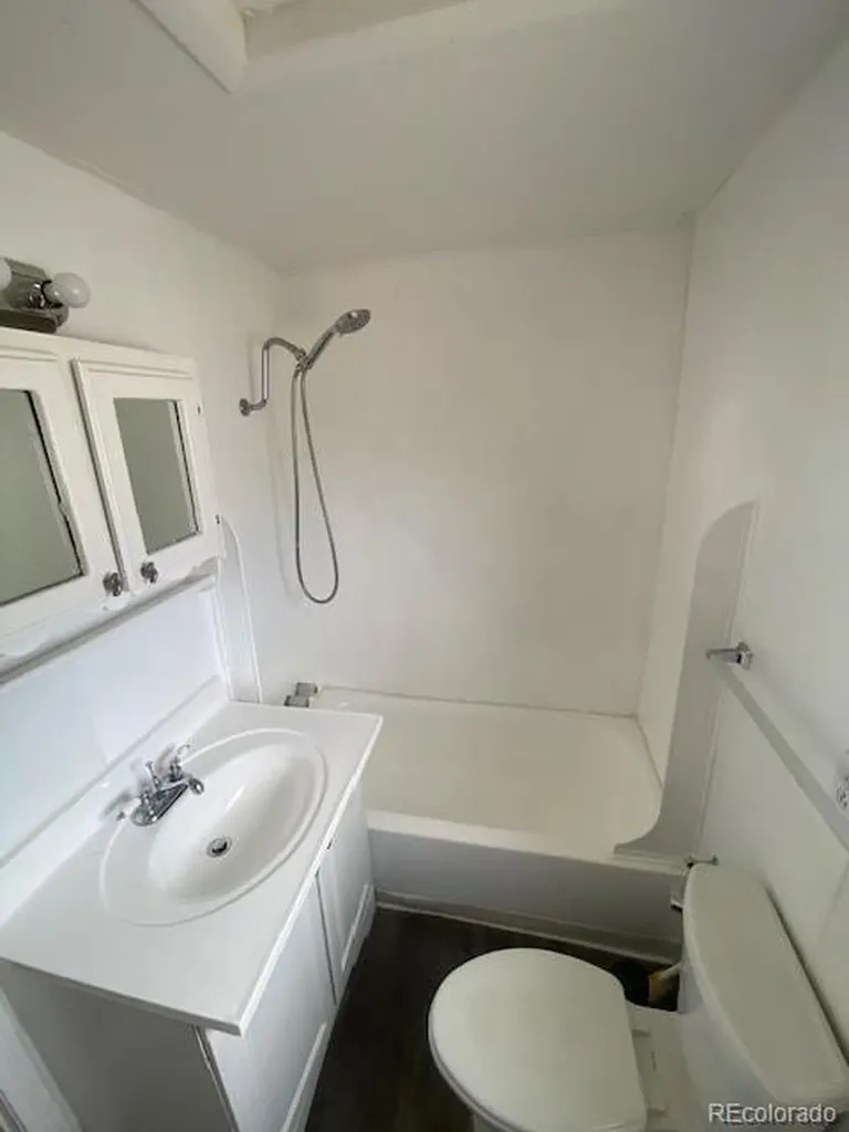 6621 Hooker Street Denver CO 80221