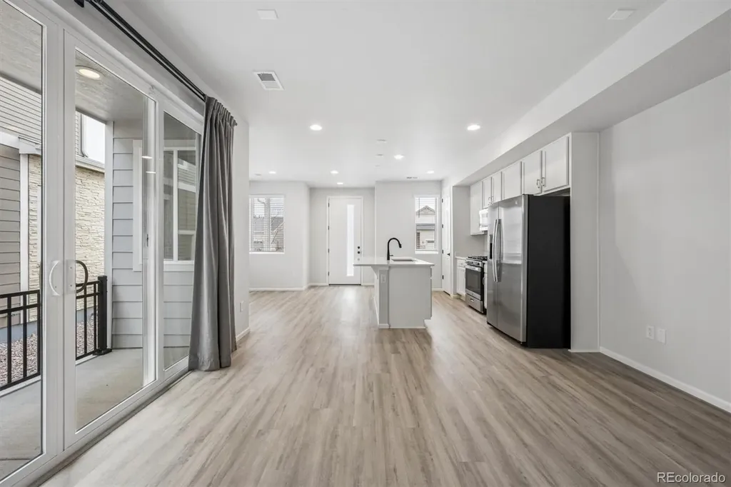 101 S Uriah Street Aurora CO 80018
