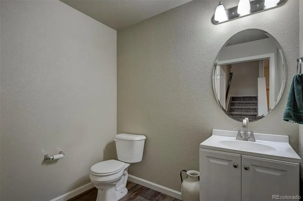 5644 Shamrock Heights Colorado Springs CO 80923