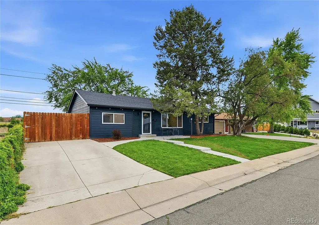 5387 Lynn Drive Arvada CO 80002