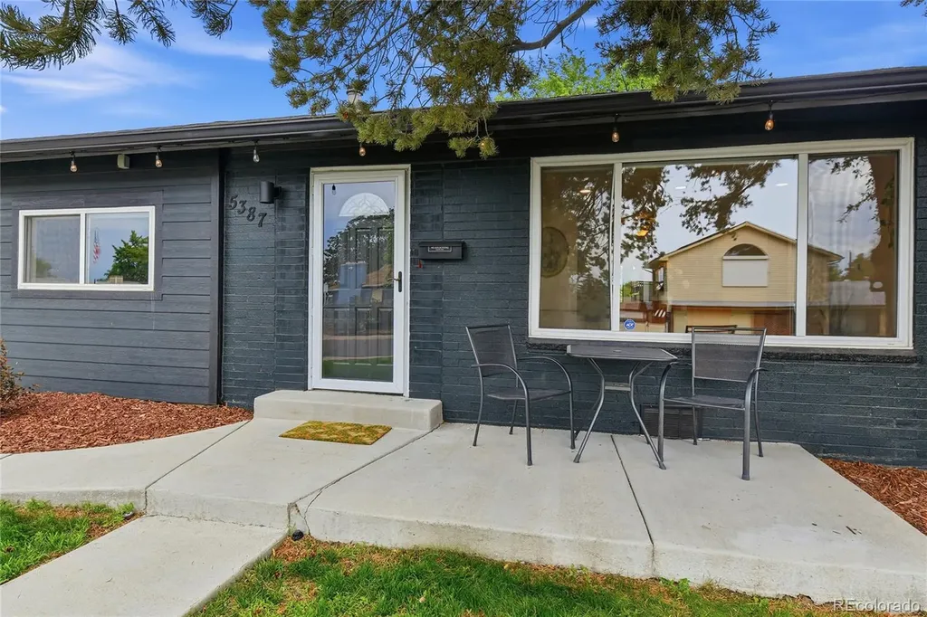 5387 Lynn Drive Arvada CO 80002