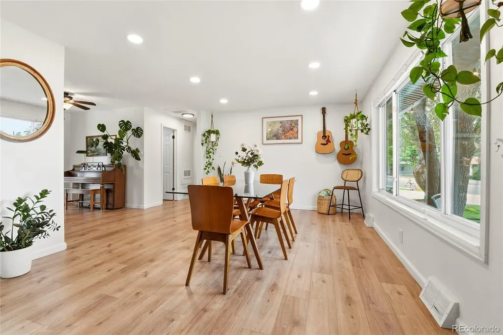 5387 Lynn Drive Arvada CO 80002