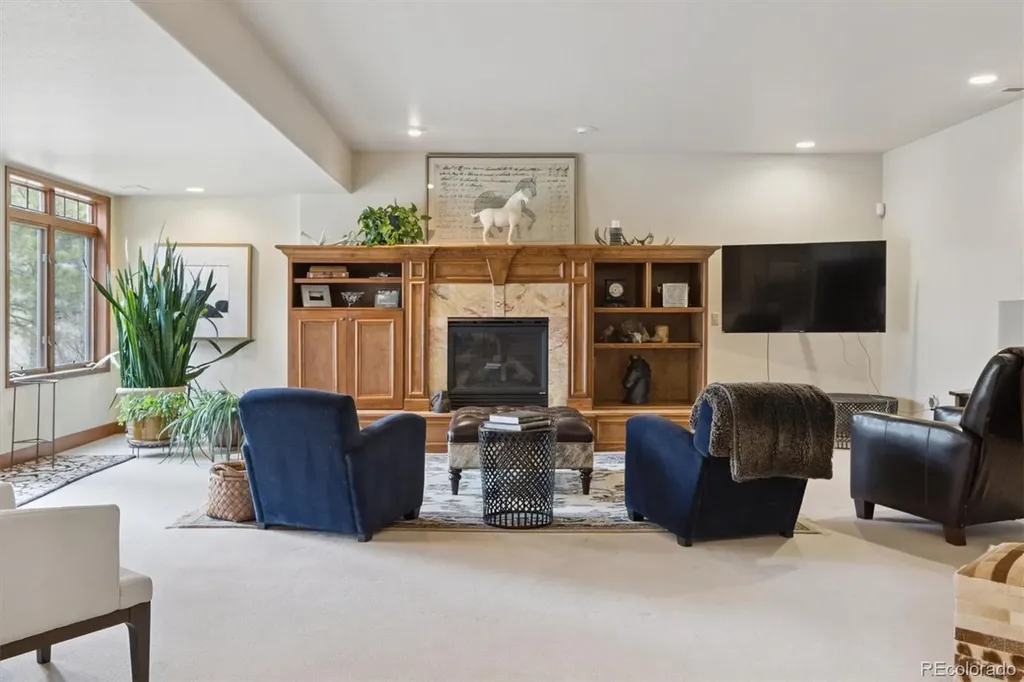 8061 Sugarloaf Road Larkspur CO 80118