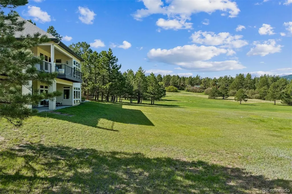 8061 Sugarloaf Road Larkspur CO 80118
