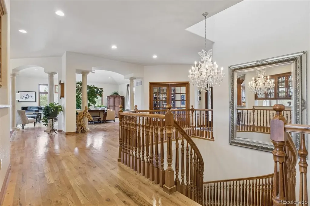 8061 Sugarloaf Road Larkspur CO 80118