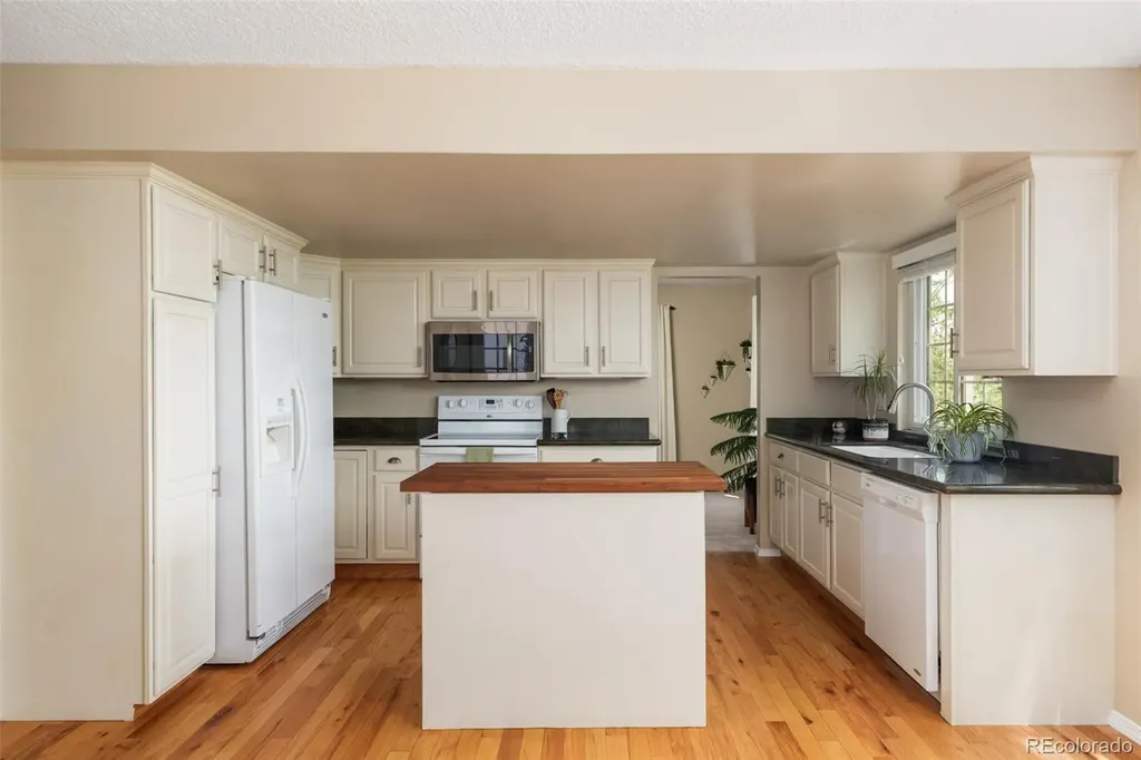 15006 E Arkansas Drive Aurora CO 80012
