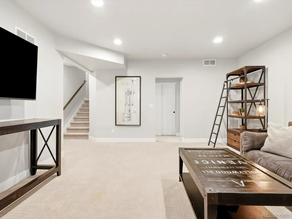 1612 Stablecross Drive Castle Rock CO 80108