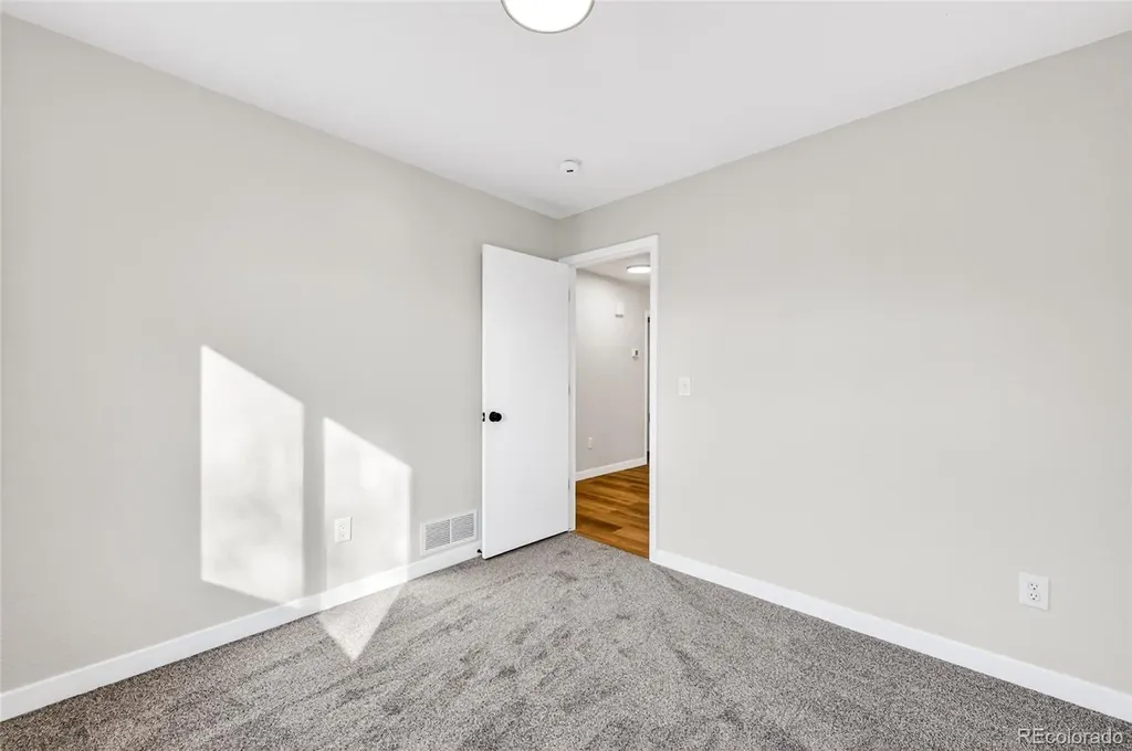 413 Edgewood Avenue Johnstown CO 80534