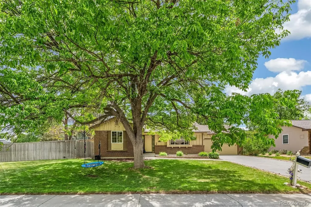 12126 W 69th Avenue Arvada CO 80004