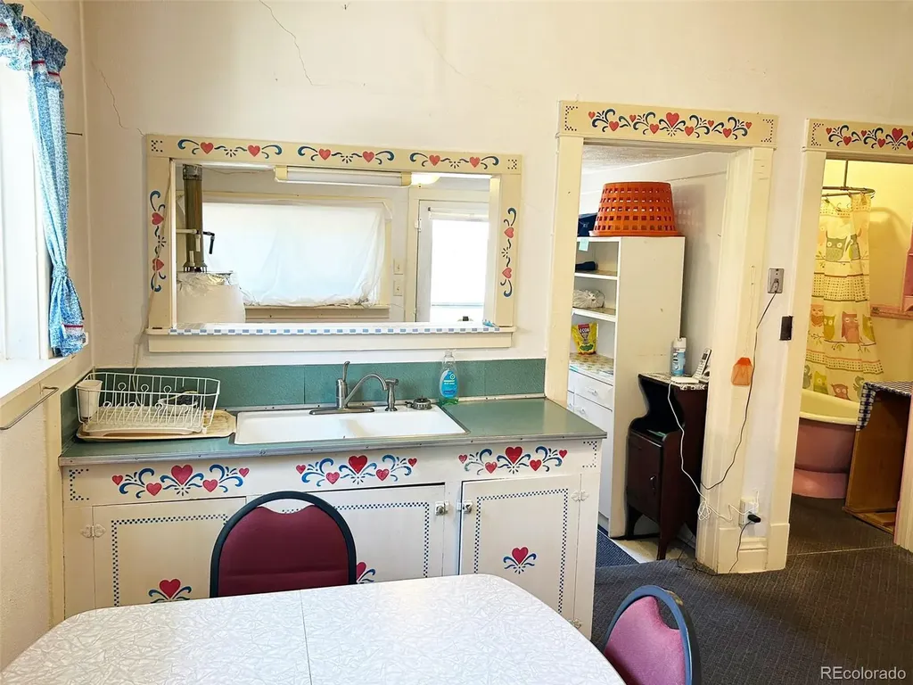 400 7th Street Saguache CO 81149