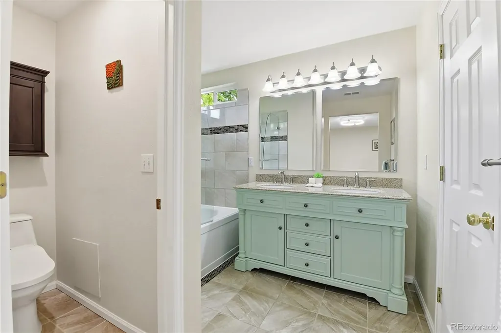 5166 S Shawnee Way Aurora CO 80015