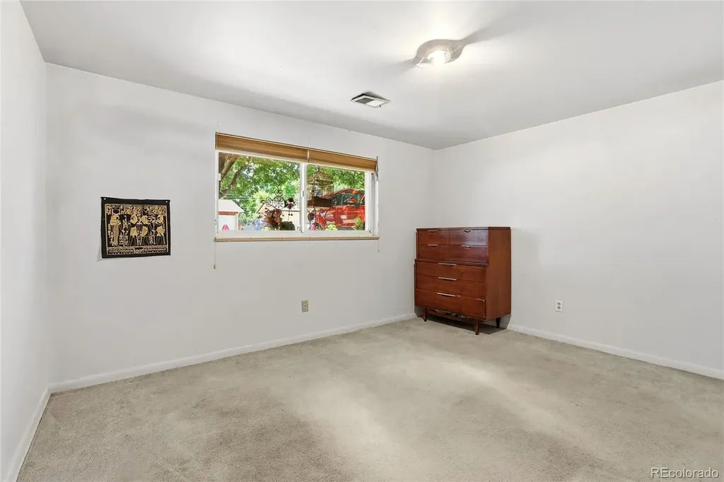 1484 S Balsam Court Lakewood CO 80232