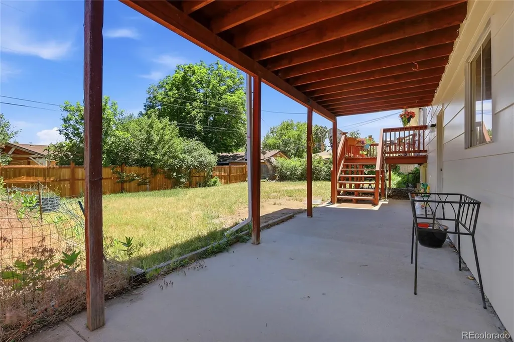 1484 S Balsam Court Lakewood CO 80232