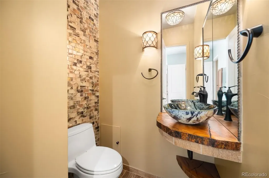 5980 S Race Court Littleton CO 80121