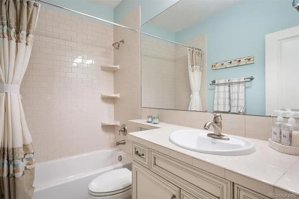 5980 S Race Court Littleton CO 80121