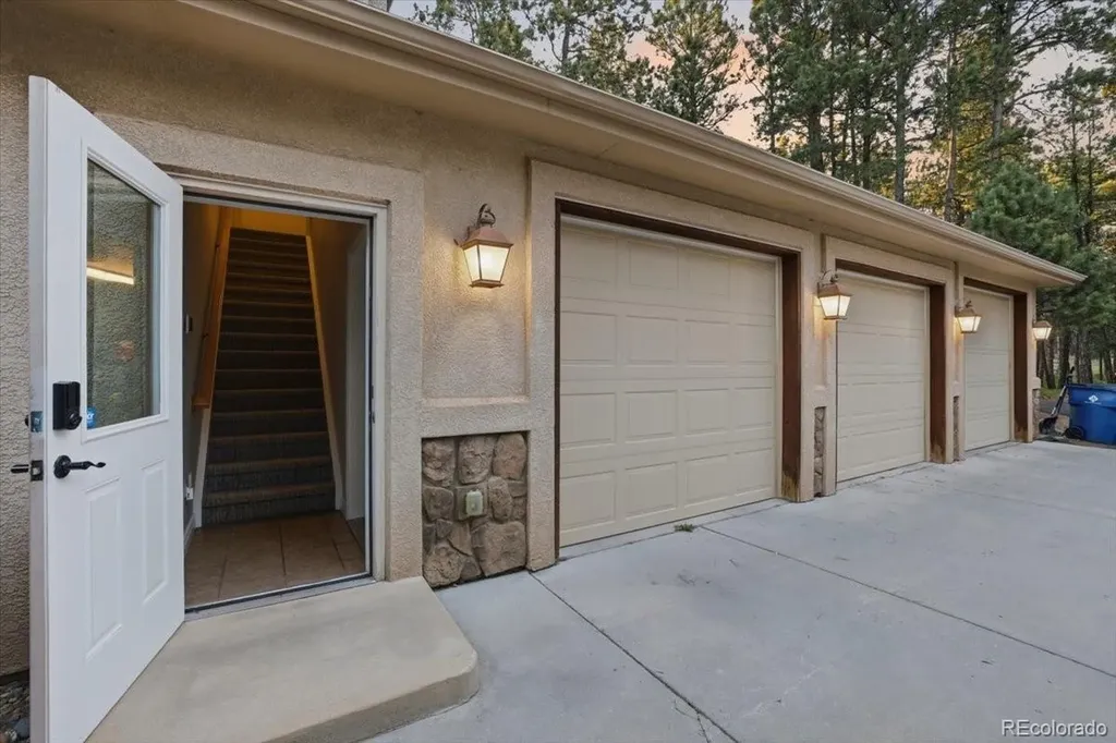 15575 Winding Trail Road Colorado Springs CO 80908