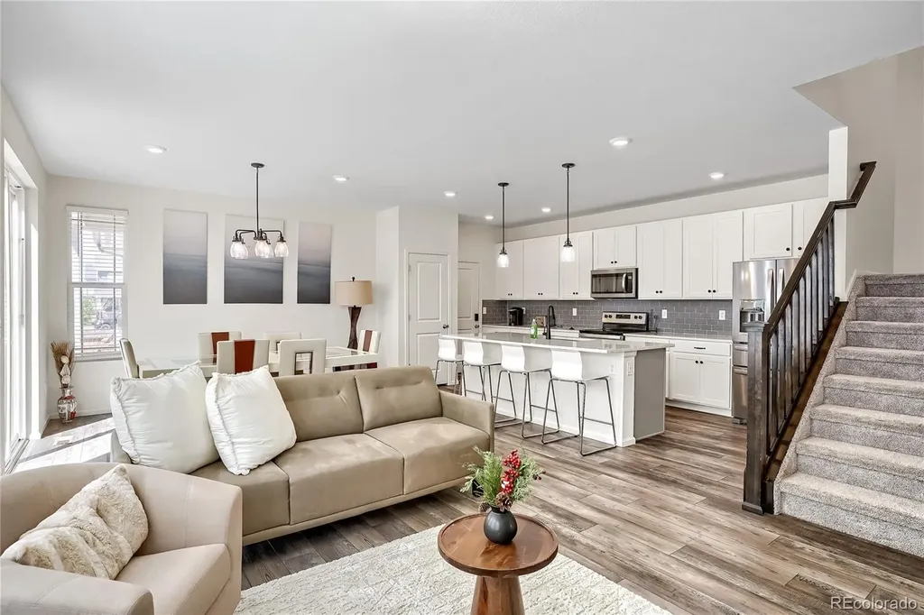 6211 N Malaya Street Aurora CO 80019