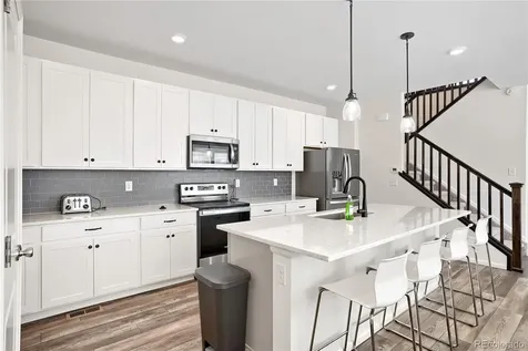 6211 N Malaya Street Aurora CO 80019