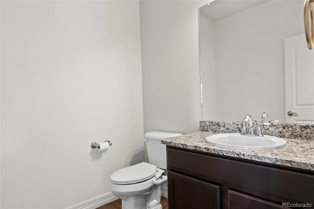 56637 E 23rd Avenue Strasburg CO 80136