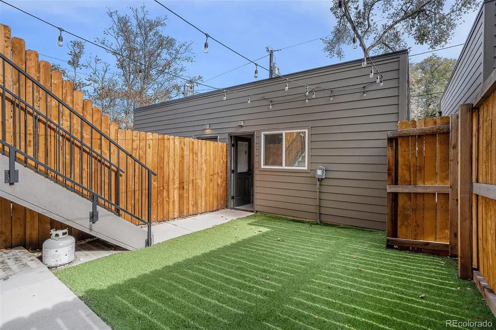 1074 Knox Court Denver CO 80204