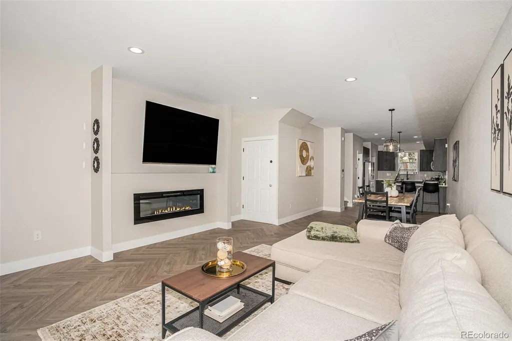 1074 Knox Court Denver CO 80204