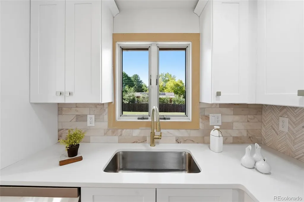 6794 S Ash Way Centennial CO 80122