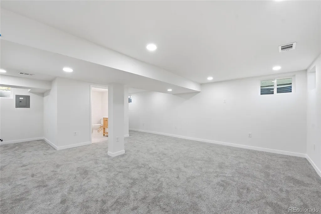 6794 S Ash Way Centennial CO 80122