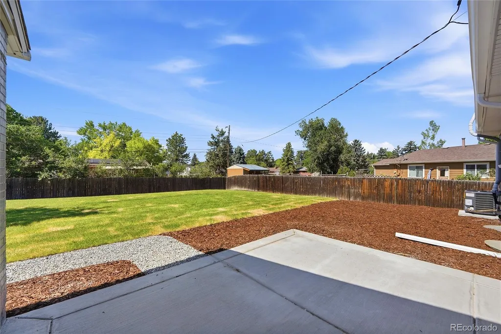 6794 S Ash Way Centennial CO 80122